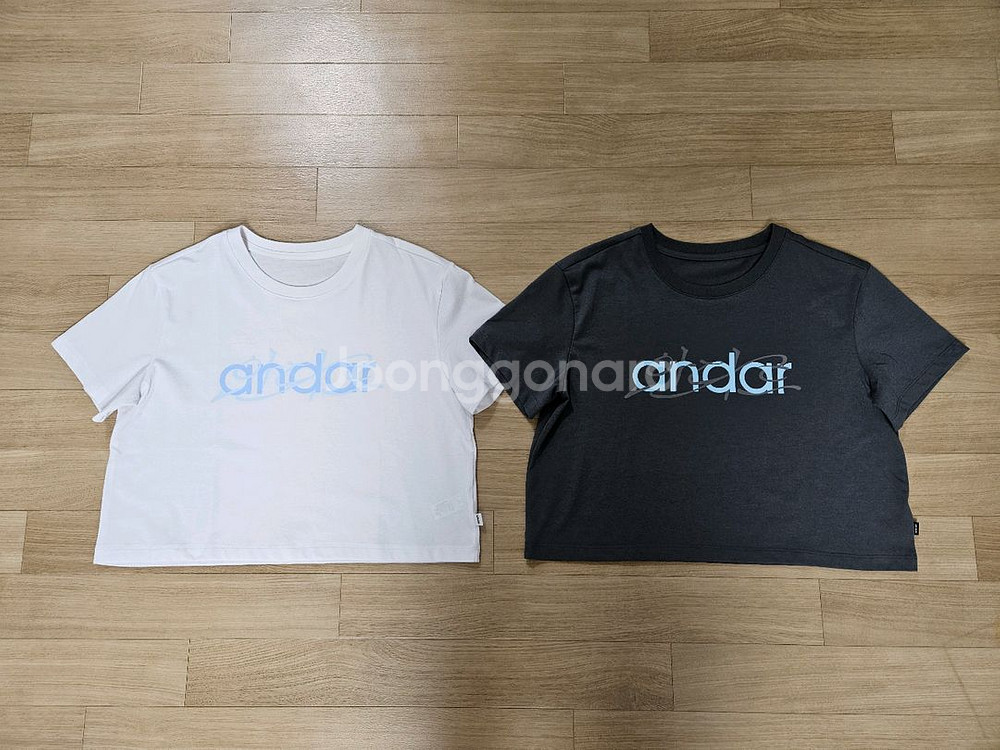 안다르 에어리센셜 레터링 크롭티 S사이즈 2종--0