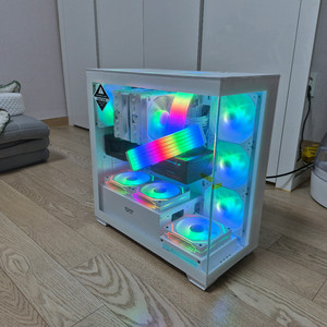 9800X3D / RX9700XT 게임용컴퓨터 판매합니다