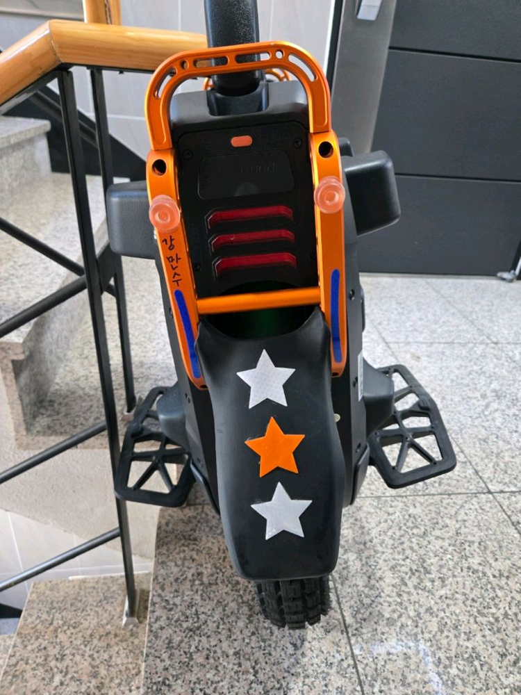 인모션v13 전동휠 이미지