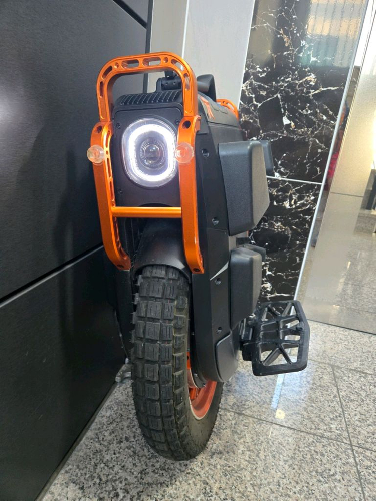 인모션v13 전동휠 이미지