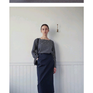 새상품) 스퀘어 줄무늬티