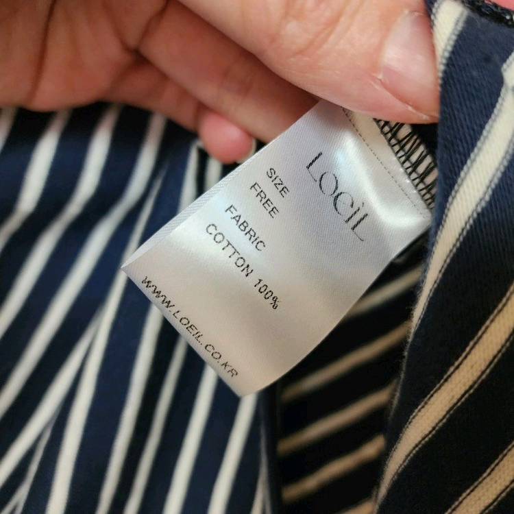 새상품) 스퀘어 줄무늬티--4