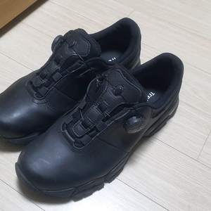 트렉스타 고어텍스 트레킹화 270사이즈