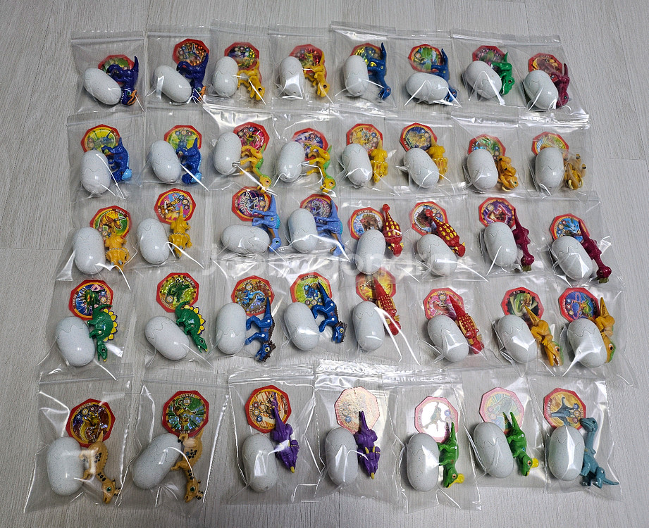 공룡메카드ㅡ개별판매 (타이니소어 + 알 + 카드)--0