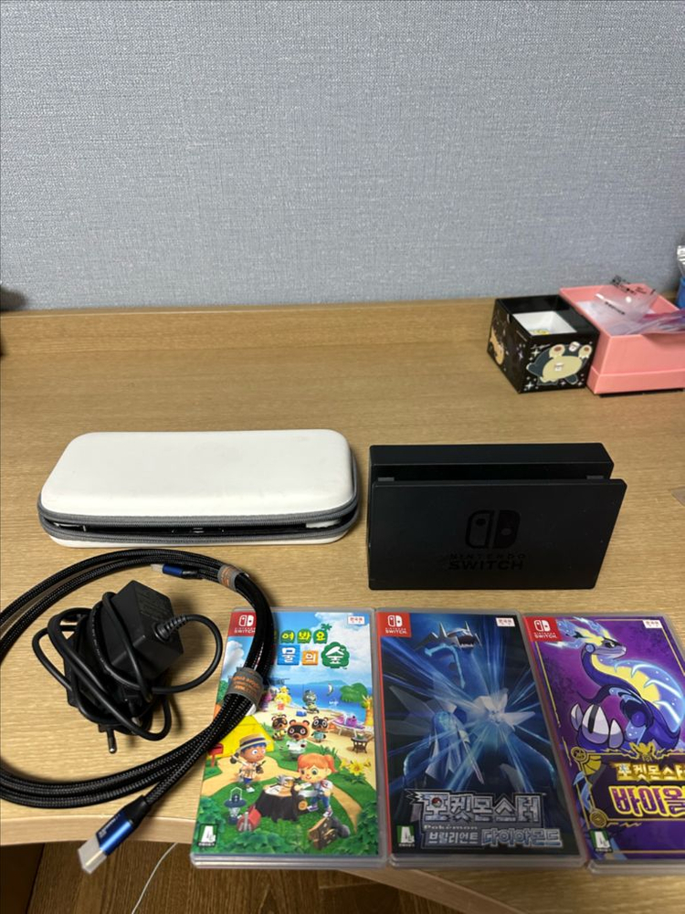 닌텐도 스위치 OLED화이트 풀구성(박스만 없음) + 게임칩 3개 이미지