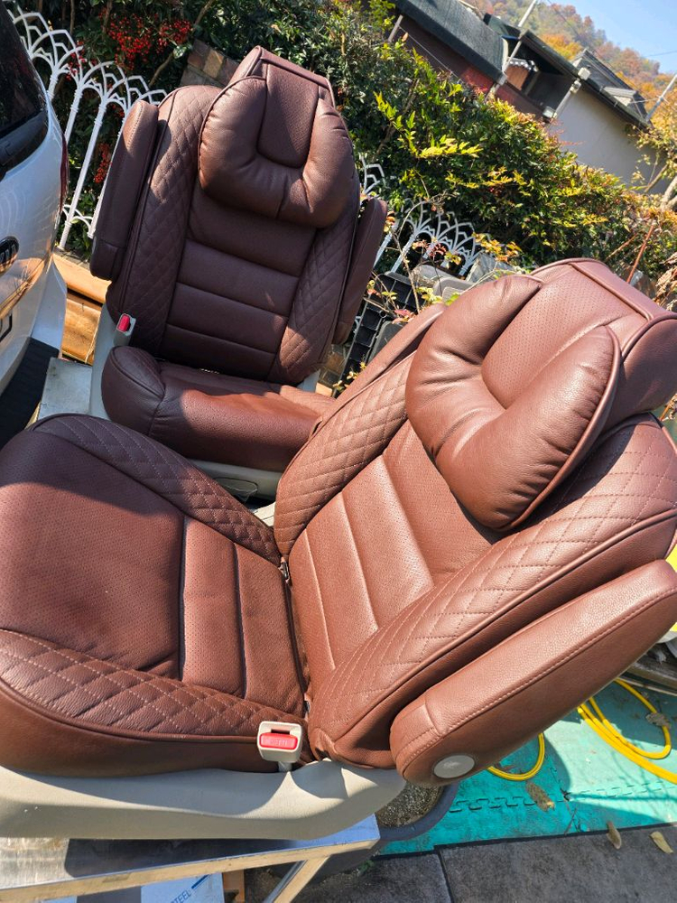 올뉴카니발 리무진2열시트 이미지