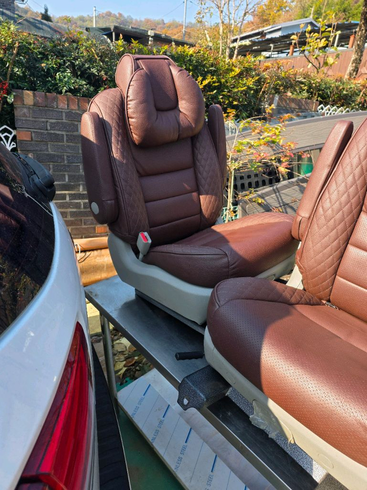 올뉴카니발 리무진2열시트 이미지