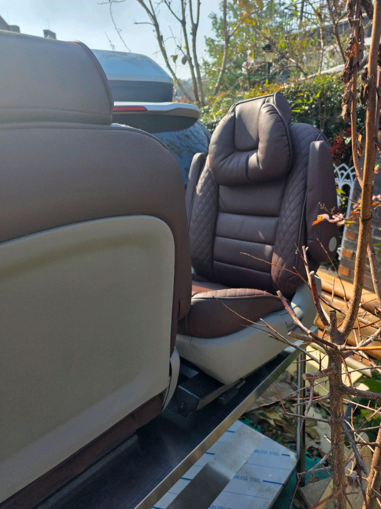 올뉴카니발 리무진2열시트 이미지