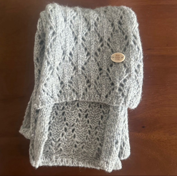 펀프롬펀 루미노 니트 머플러 회색(임현주 착용) 이미지