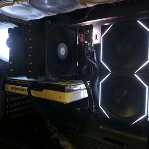 9700X RTX 4070 초급매