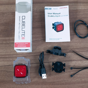 자전거 용품 전조등 후미등 거치대 벨 가방 마스크 장갑 자물쇠 판매합니다.