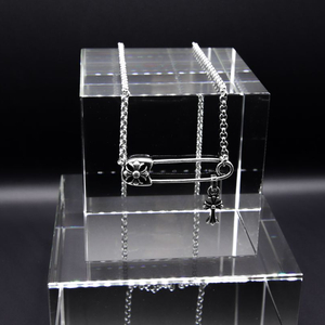 풀구성 크롬하츠 옷핀 목걸이