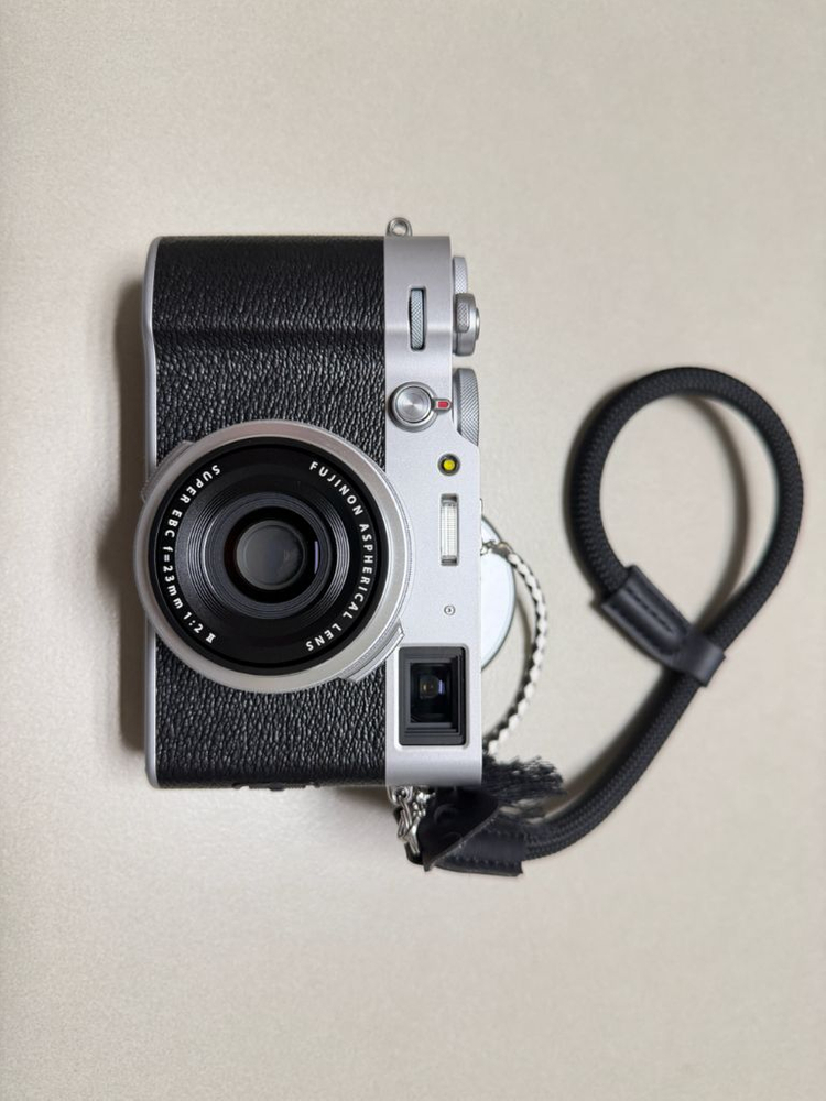 빈티지 카메라 후지필름 X100V 실버 / 풀박스 (A+급, 거의 새것/1500컷) 이미지