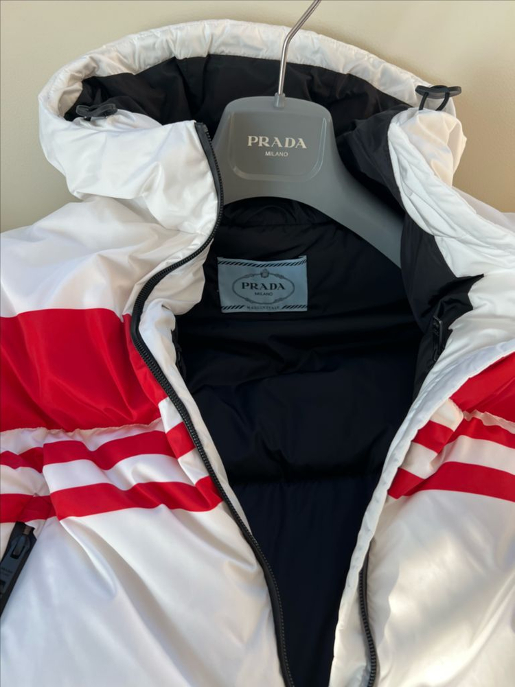 (여성) 프라다 후드크롭패딩(새상품)--3