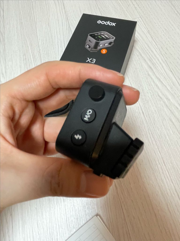 고독스 X3 (소니 마운트)--1