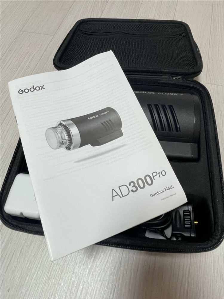 고독스 ad300pro 2대 (각 48만원)--3