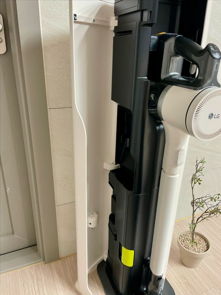 LG 코드제로 A9S 올인원타워 무선청소기 카밍베이지(S급) 이미지