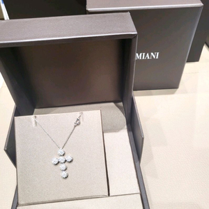 다미아니 마리게리타 십자가 목걸이 이미지