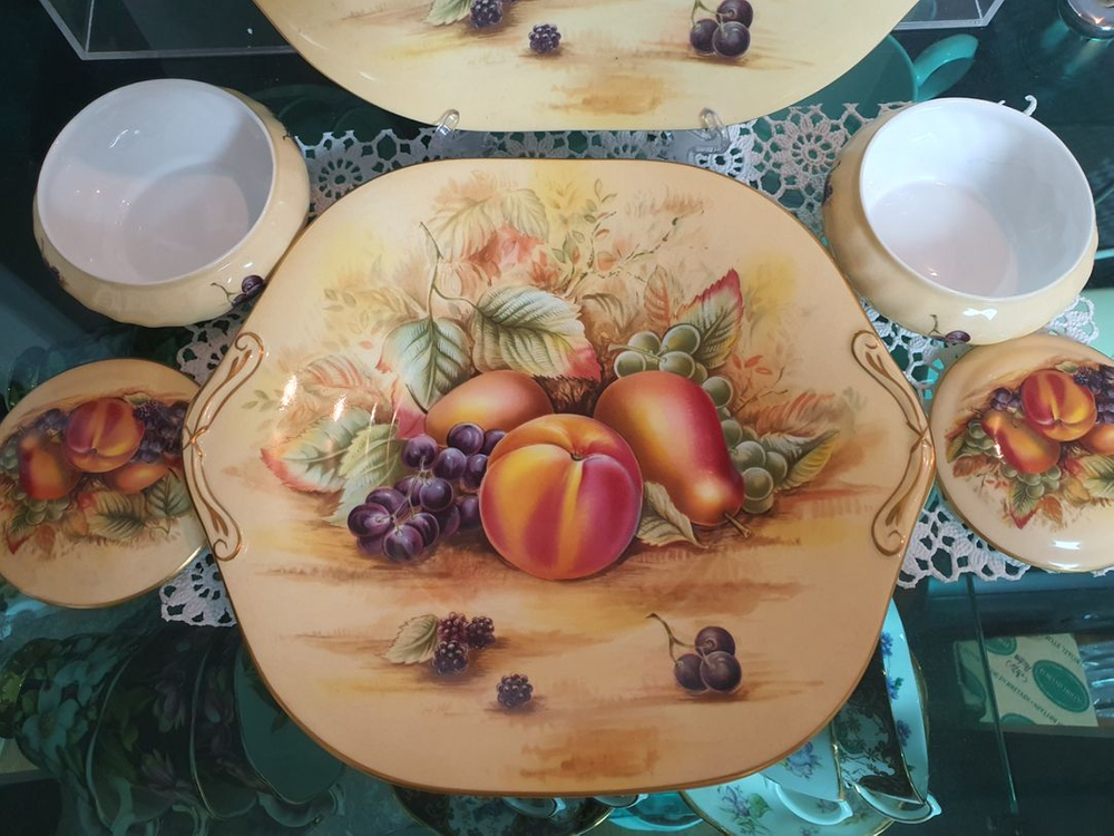 앤틱 영국 엔슬리 오차드골드 귀달이접시와.드링켓 개당값--2