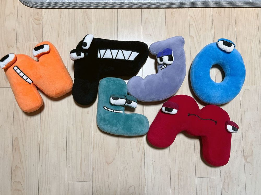 알파벳로어 인형 6개--0