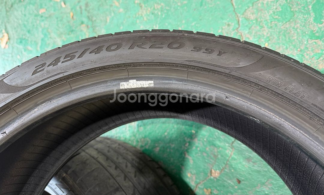 피렐리 피제로 런플렛245-40-20--1