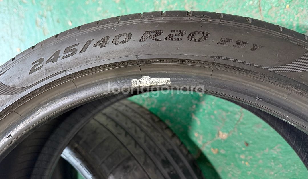 피렐리 피제로 런플렛245-40-20--2