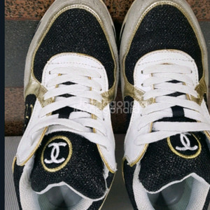 샤넬 쿠르즈운동화240