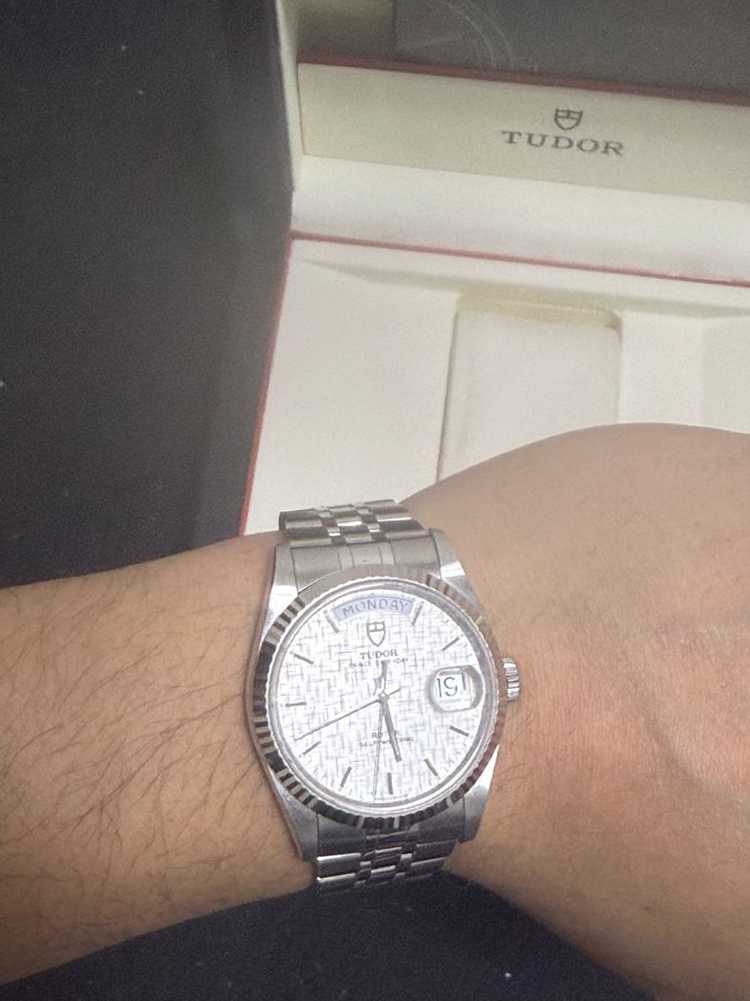 튜더 프린스 76214 이미지