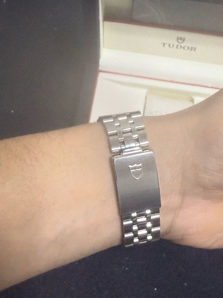 튜더 프린스 76214 이미지