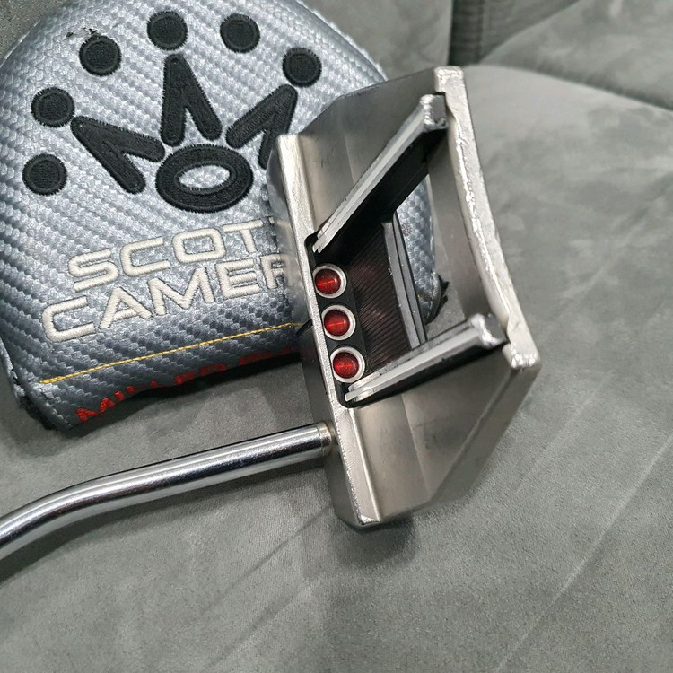 퓨추라7M(34인치 퍼터)국내정품 스카티카메론 중고 이미지