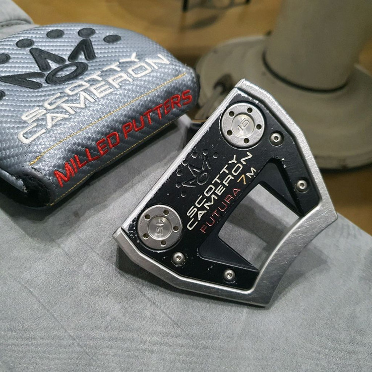 퓨추라7M(34인치 퍼터)국내정품 스카티카메론 중고 이미지