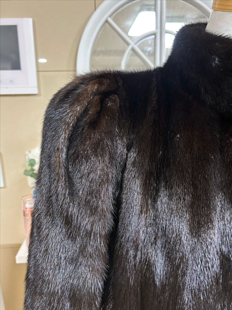 입생로랑(YSL) Fourrures 정품 빈티지 리얼 밍크 롱코트--2