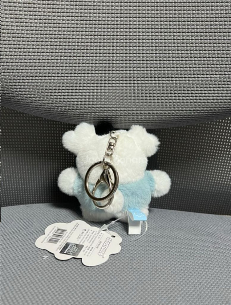 150스튜디오 플러피 키링 팝니당 이미지