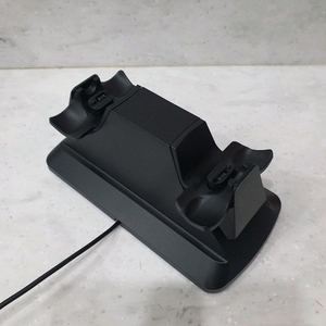 겜맥 시그니쳐 듀얼패드차져 듀얼쇼크4충전기