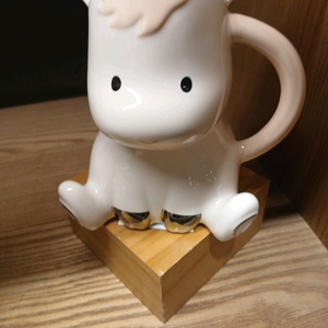 스타벅스 신년 머그.미개봉품.포니머그