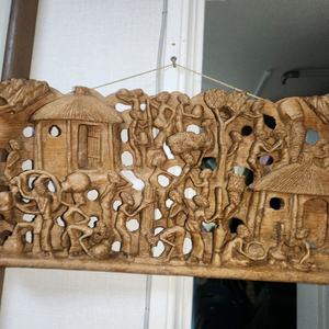 아프리카 민속 나무 조각 장식품