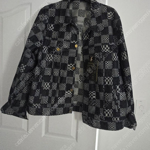 루이비통 디스토티드 데님 세트(바지 + 상의) 3xl(56) 이미지