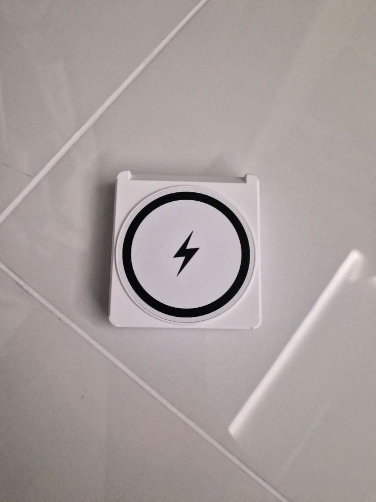 맥세이프 미니 무선 고속 충전기(새제품) 이미지