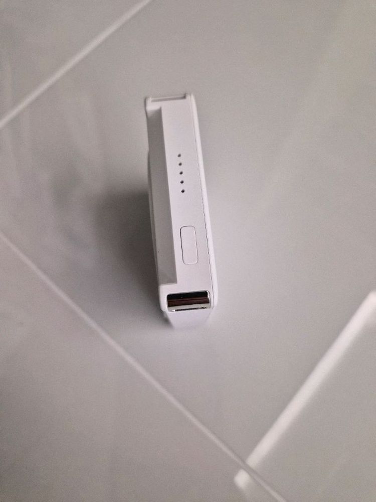 맥세이프 미니 무선 고속 충전기(새제품) 이미지