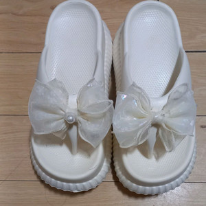 키높이 조리 슬리퍼 235 굽5 실착용 3회미만