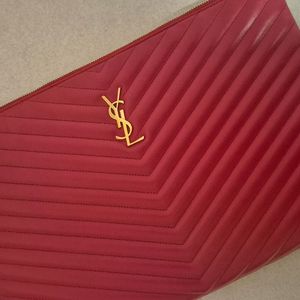 생로랑 YSL 체크미 클러치백