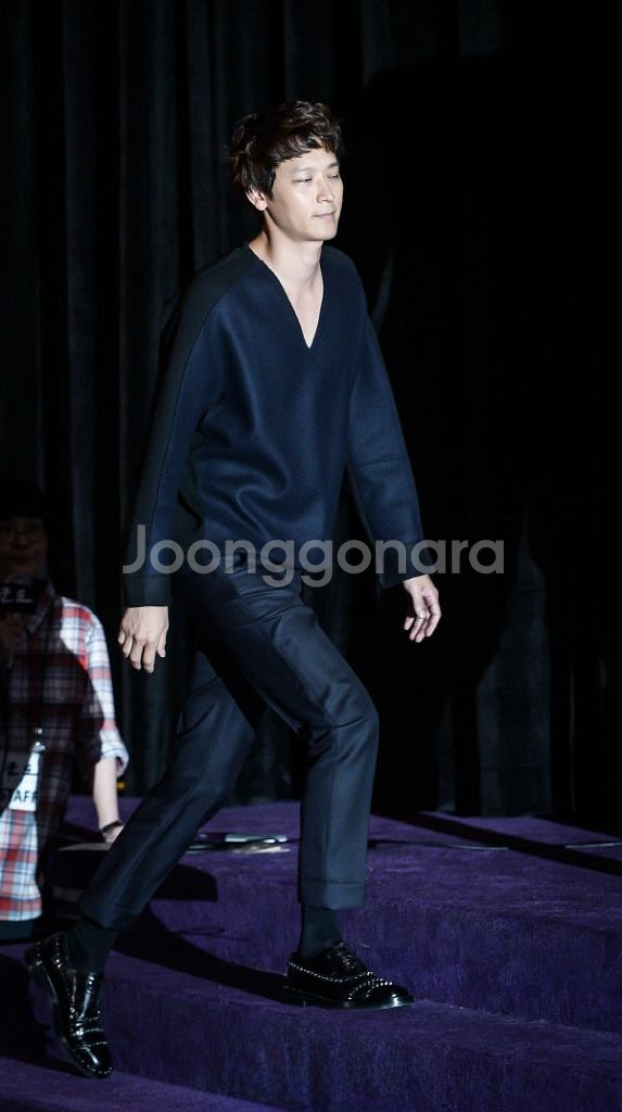 랑방 피어싱 더비 uk7--1