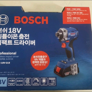 보쉬 GDR 18V-215 무선 임팩트 드라이버 + 밀워키 1/2 어댑터