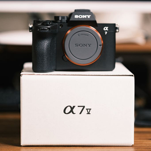 A7M5 (A7v) 풀프레임 미러리스 카메라