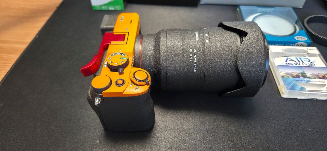 소니 a7c2 (보증 27.11.26) + 탐론 2875--5