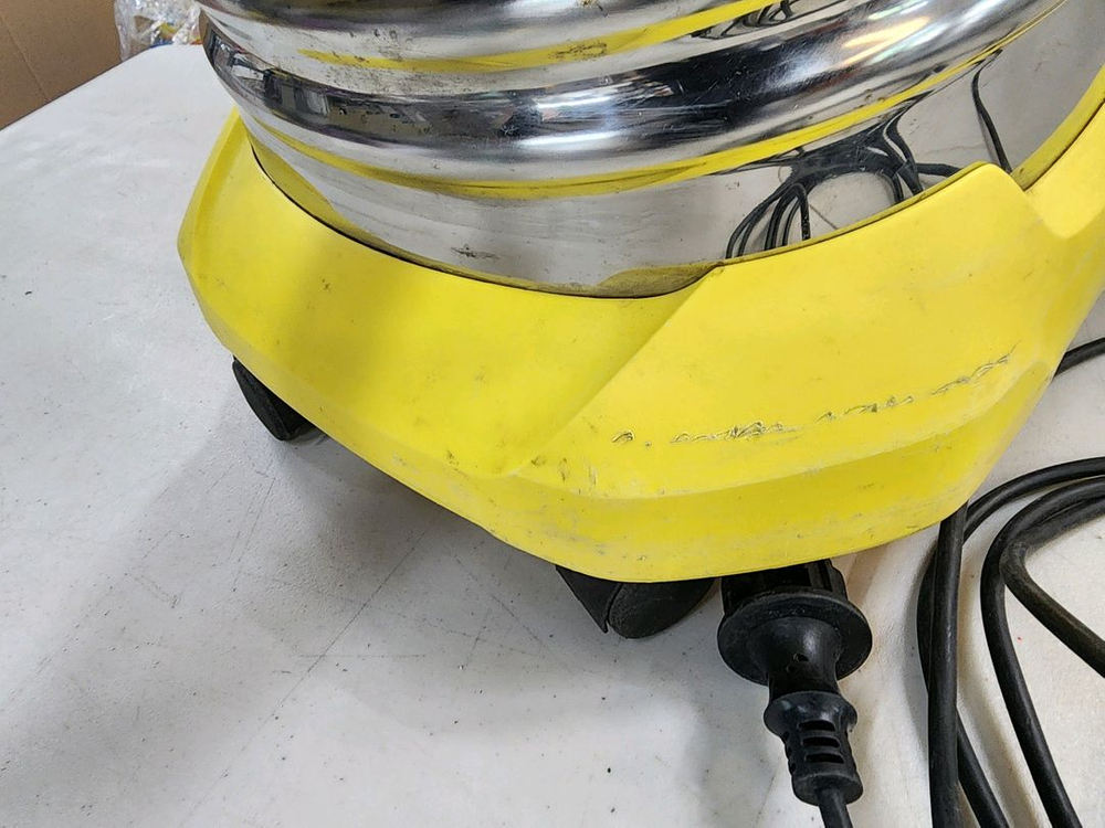 카처 업소용 건습식 청소기 WD4. 이미지