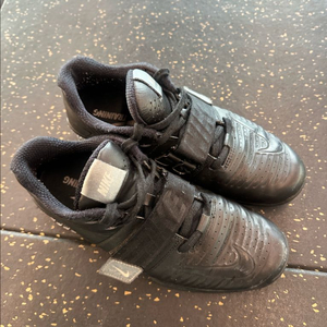 나이키 로말레오3 xd 블랙 역도화 250 사이즈