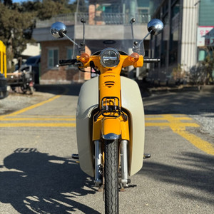 신차급) 혼다 21년식 슈퍼커브110 귀한색상 입문용 준튜닝 판매합니다.