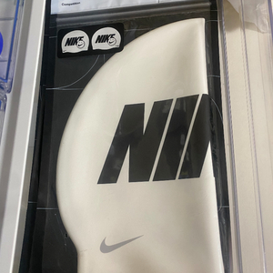 나이키 해브어나이키데이 주황색 스마일 수모 팝니다.