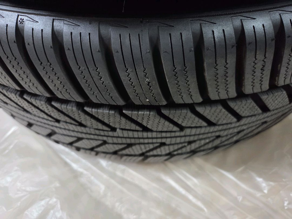 한국 윈터타이어 255/45R/20 4개(1대분) 판매--1